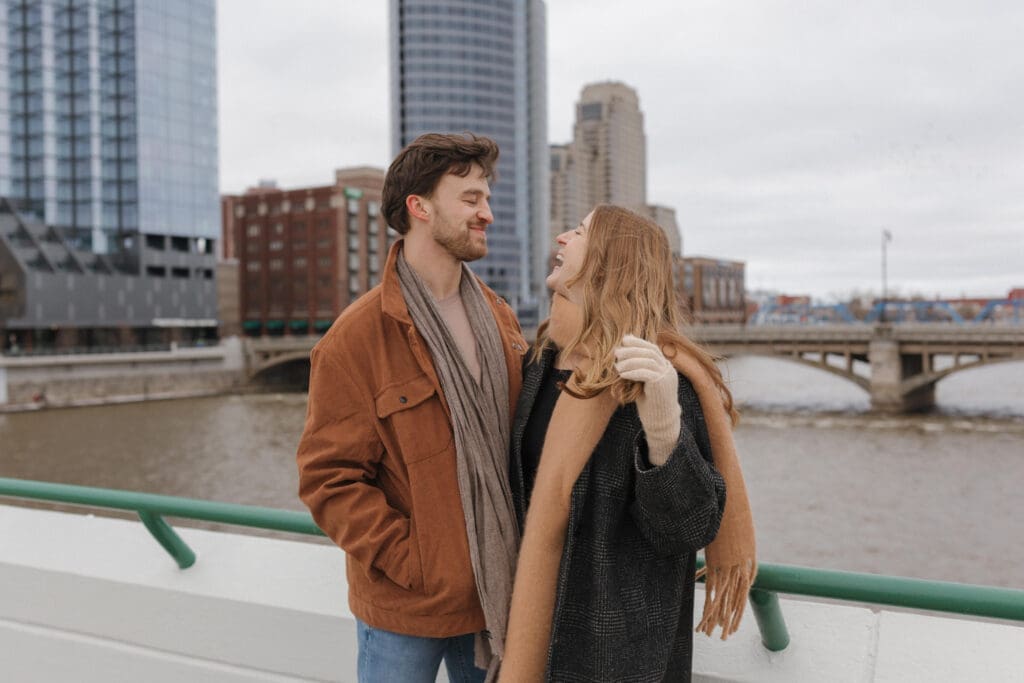 Grand Rapids engagement photographer 